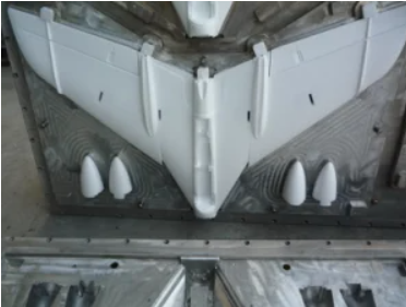 Other examples of polystyrene or foam aerial nacelles available on the market. If you read the ads, they also offer you to print your designs.

dgpmpf.en.made-in-china.com/product/gjEQBW…

alibaba.com/product-detail…

alibaba.com/product-detail…

dgpmpf.en.made-in-china.com/product/syTmuq…