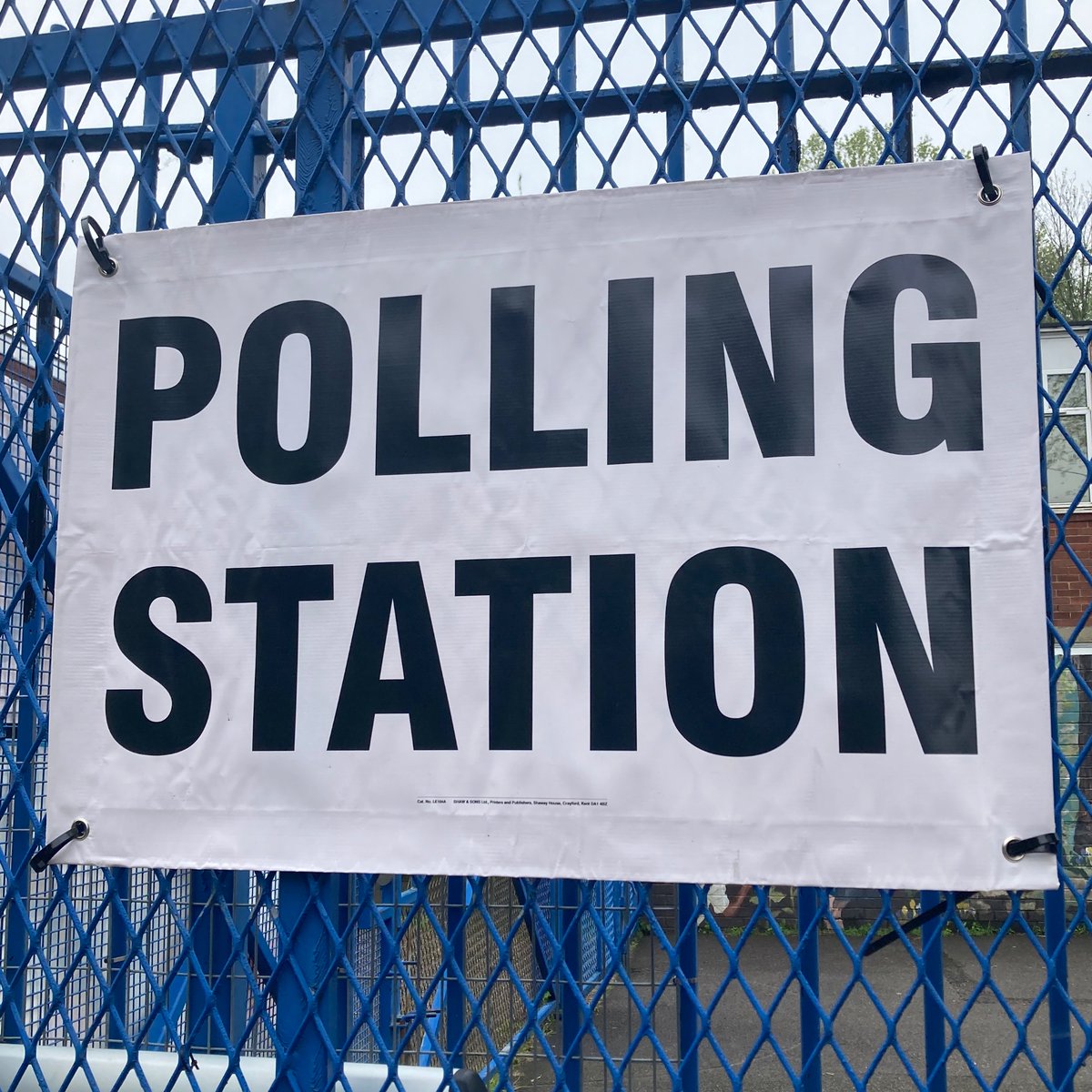 I just voted 🟢🟢🟢 in the #LondonElections! Best of luck to @ZoeGarbett for #LondonMayor, @_katieknight_ for #LondonAssembly and all other @TheGreenParty candidates! Don’t forget to vote today — and bring photo ID to the polling station!