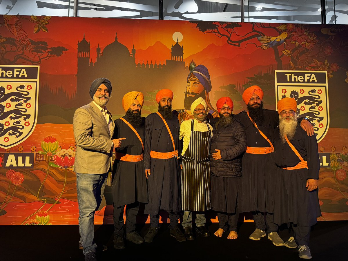 Great to have had team @khalsajatha participate in the Ardas and Langar for the @fa Vaisakhi celebration at @wembleystadium. Thanks @daldarroch for bringing together many organisations to work collectively towards a successful event, that's the spirit of team play in action!