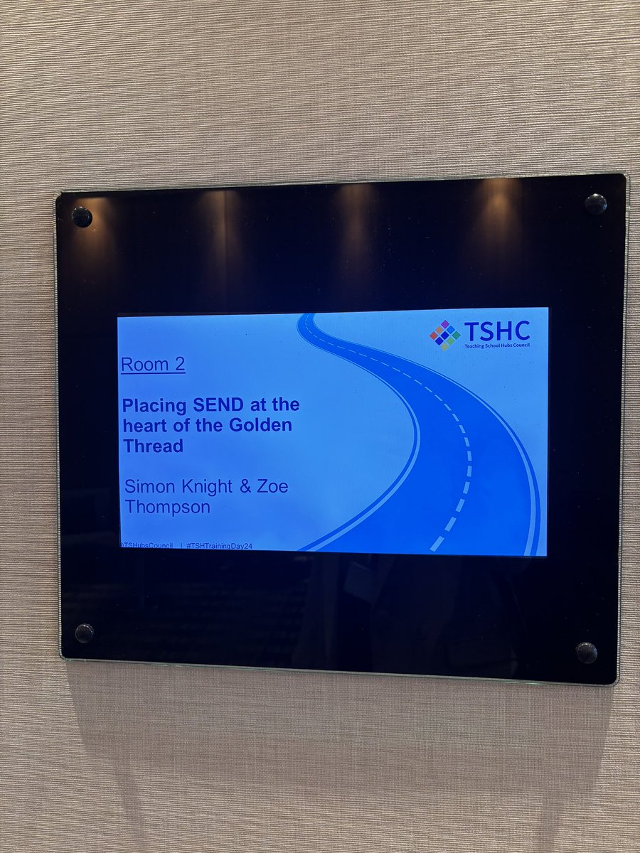 Very excited for our team to be in Manchester for the third @TSHubsCouncil training day with all 87 Teaching School Hubs today. Proud to be delivering a workshop to support the day alongside @SimonKnight100 🤩