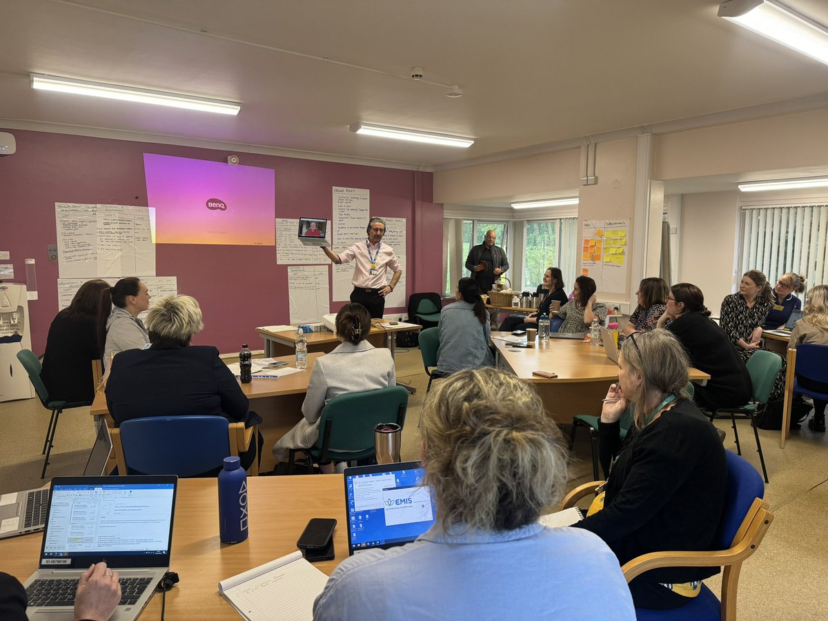 SalliPilcherNHS's tweet photo. @BrianwDolan OMG what a way to start our final #RPIW day, an uplifting & inspiring session with you. Such food for thought, pebbles, tennis balls and boulders. Change it Tuesdays, 52 weeks of tiny changes make huge differences #inspired @NCICNHS @ECISTNetwork @CH_Matrons_Ncic https://t.co/V5KvCIv1wL