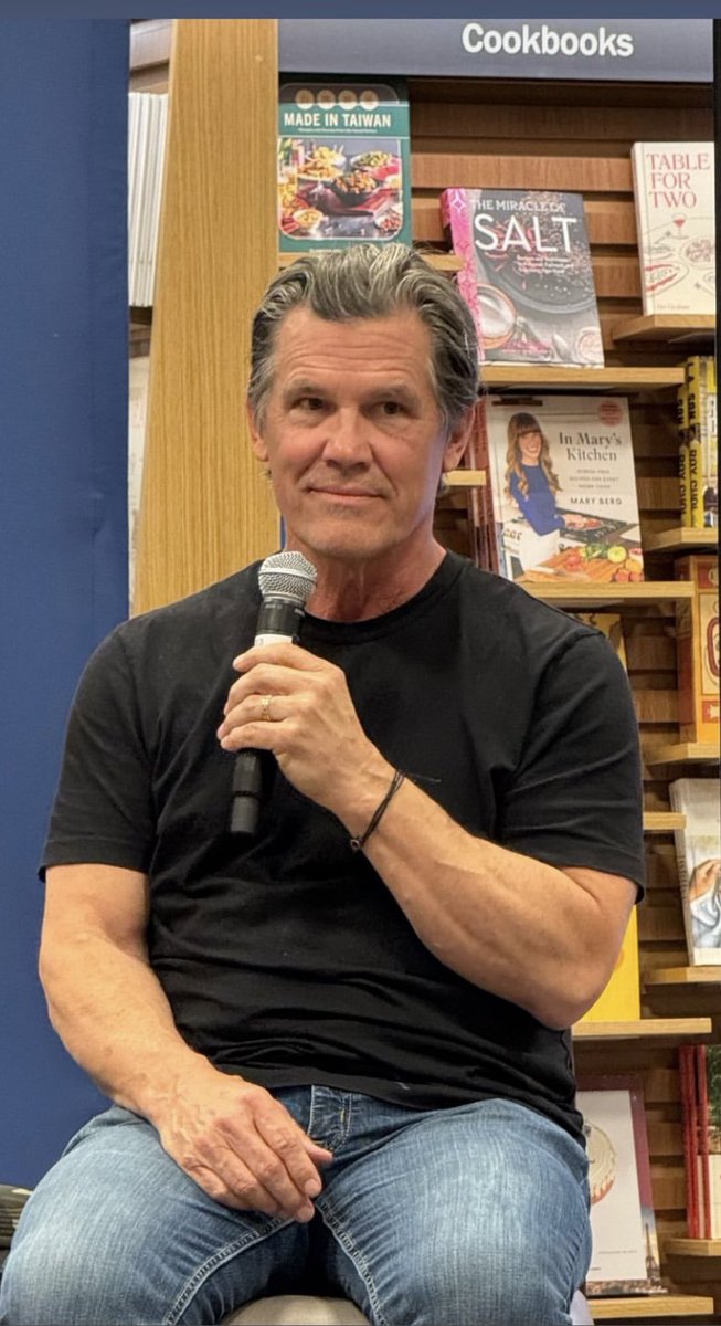 My people 
♥️

“So I'm looking at this kid who's so young, and I'm like, you have your whole life ahead of you. <…>So that was like a first reaction to this infant. It's like, oh my god, it's a little baby.”
#DuneExposures 
#JoshBrolin 
#StevenWeintraub 
#TimothéeChalamet