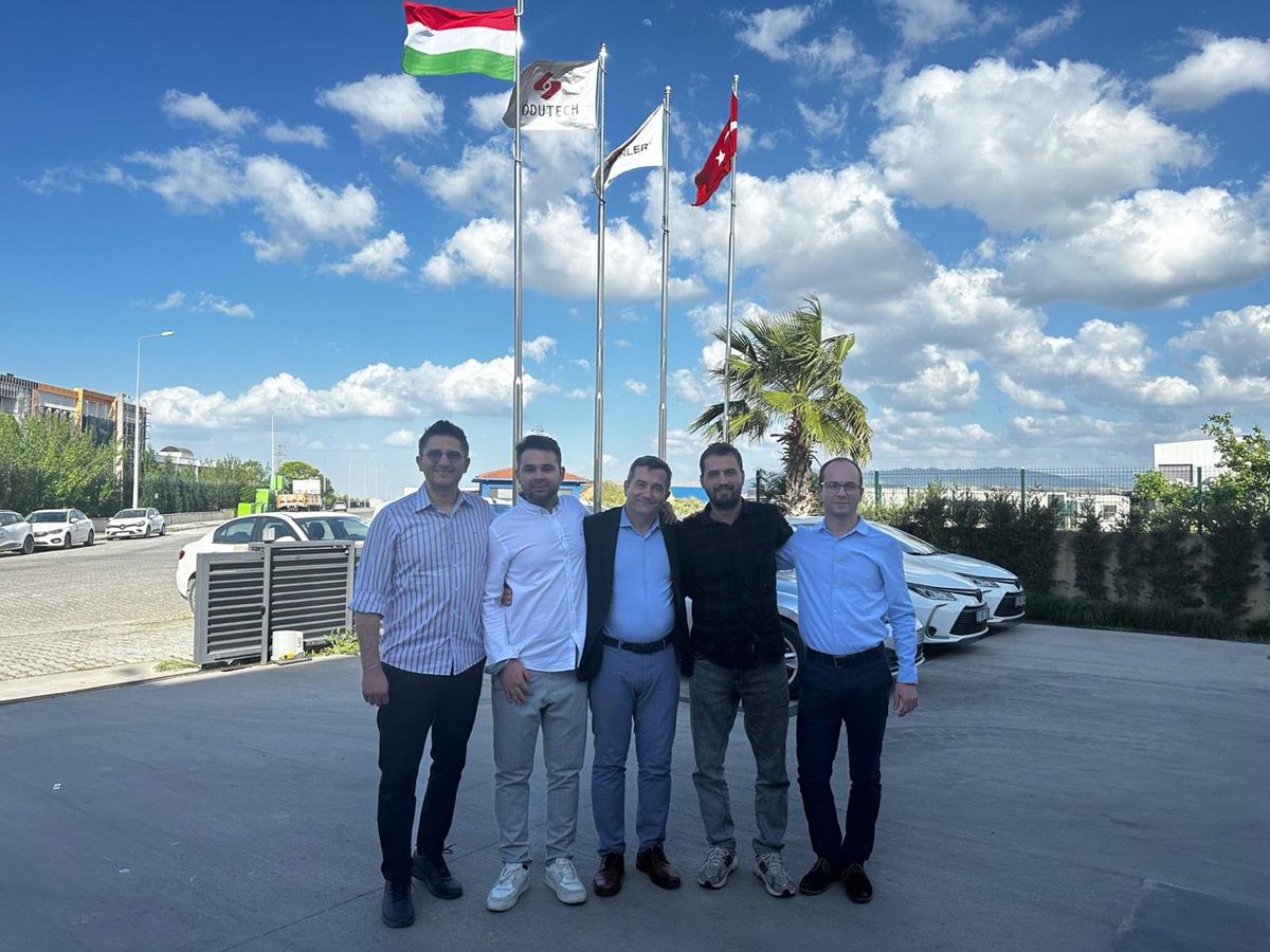 Moltech_AH's tweet image. Last week we were warmly invited by our partner #Modutech in Manisa Türkiye to see their new (2nd!) production facility. This means larger range, more solutions and faster delivery of modular belting to our domestic customers.