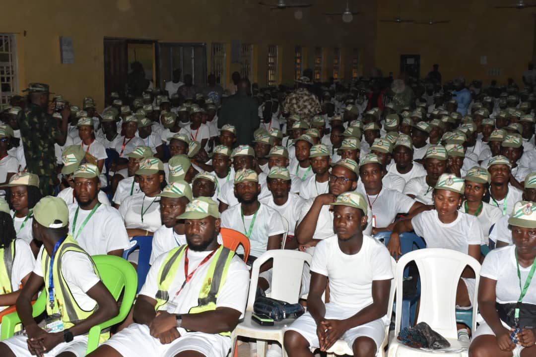 Director General Advises Corps Members On Self-Reliance facebook.com/share/p/y2DGE1…