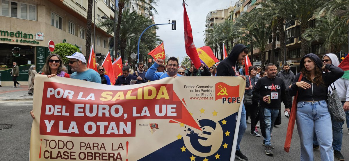 Manifestación 1 de Mayo en Alacant. Viva la lucha de la clase obrera. #UnidadyLucha