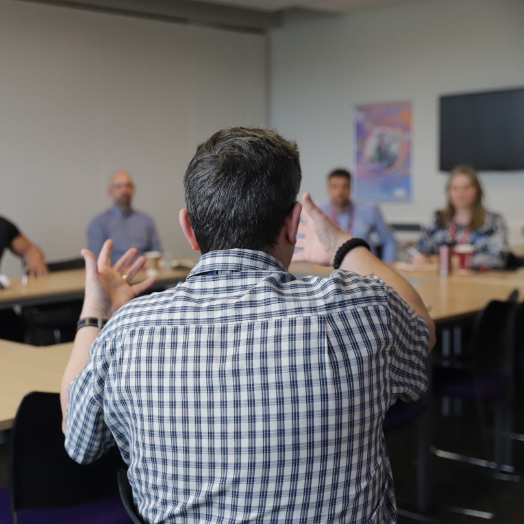 ▶️ We held a meeting earlier this week to discuss our upcoming low-carbon heating technician Apprenticeship. ▶️ Bolton College's Ian Hall outlined the College's approach, sharing his detailed training plans, practical manuals, and theory guidance documents with the group.