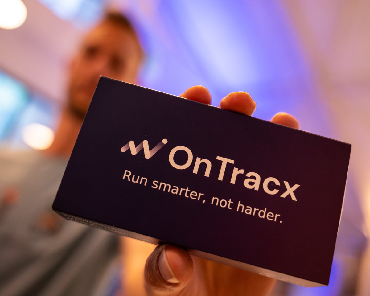 Very happy to have launch ontracx.com last week, a @ugent spin-off focused on managing mechanical load on the lower legs of runners. Co-founded with masters of ceremony @SenneBonnaerens & @RudDerie. Let's go 🚀🏃‍♂️. #running #ugent #spinoff #launch @ugent_fge @BSW_UGent
