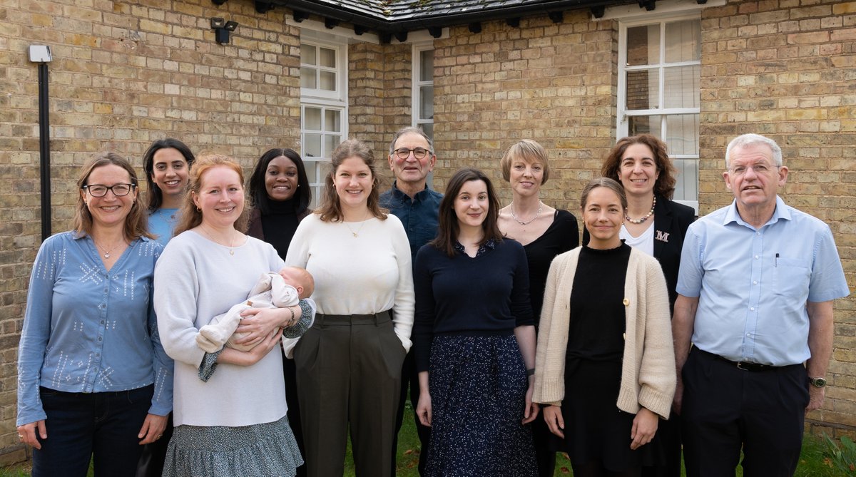 Delighted for @minafazeloxford's appointment to Chair of Child & Adolescent Psychiatry @OxPsychiatry. Her commitment to positive workplace culture & evidence-based approach to research = invaluable. Thrilled for her cont' leadership & excited for the team's future! #ThrivingTeams