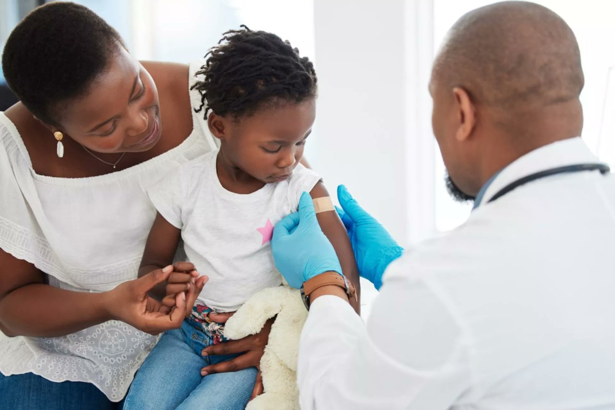 It’s flu season again and the best way to keep the bug at bay is to get the flu shot💉. Visit your nearest clinic, doctor or pharmacy and get yours today.