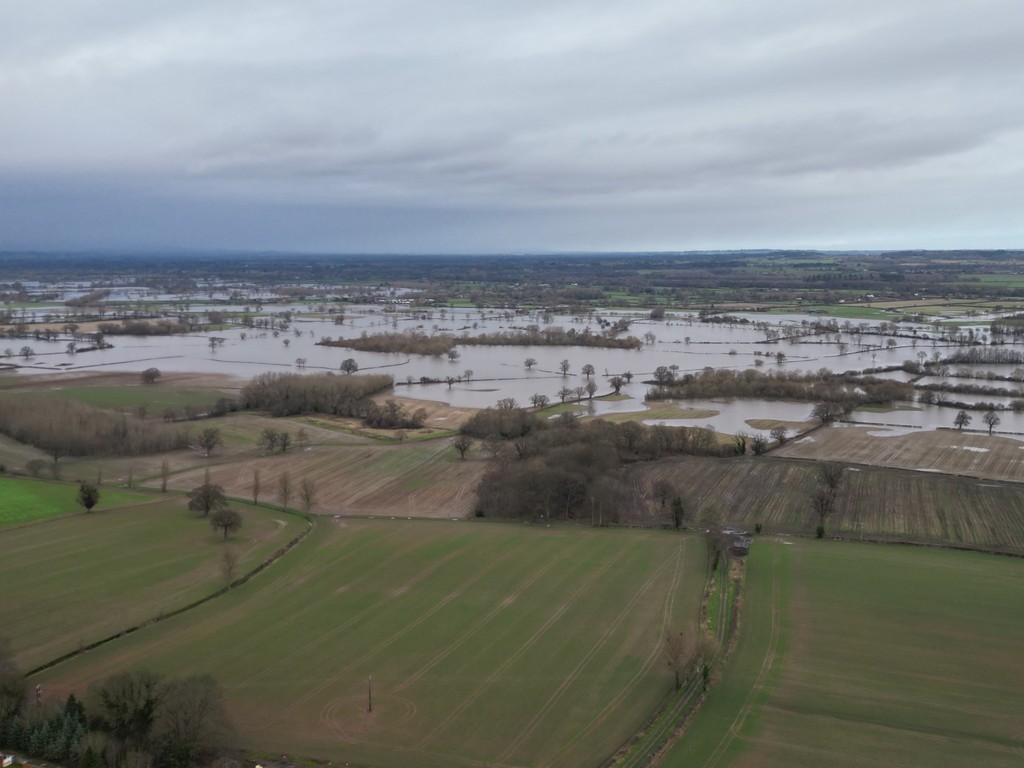 The Environment Agency and Natural Resources Wales are gathering local views on a new approach to managing water in the Upper Severn Valley.

Read more here: floodindustry.com/post/environme…

#floodnews #consultation #severn #flooding #watermanagement #floodrisk #floodmanagement