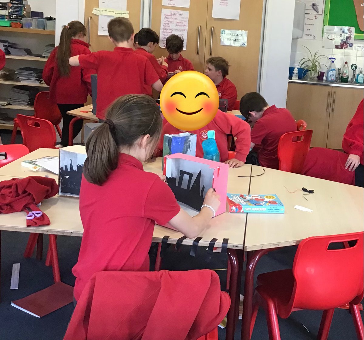 4YorkeMead's tweet image. On Monday we worked on our light boxes. We had to strip the wires, as well as made a circuit that included light bulb, battery holder and a switch. It was tricky at times but we managed to complete some lovely light boxes. #designandtechnology #electriccircuit #yorkemead