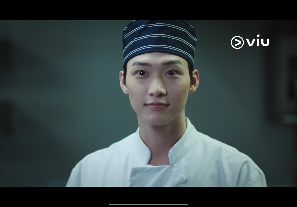 Ini drama yg lead kayaknya filipin ya, 
Bayangin ada english, tagalog, indo, korean 🤯 

Tagalognya prominent-

Dan dmn ada chef begini