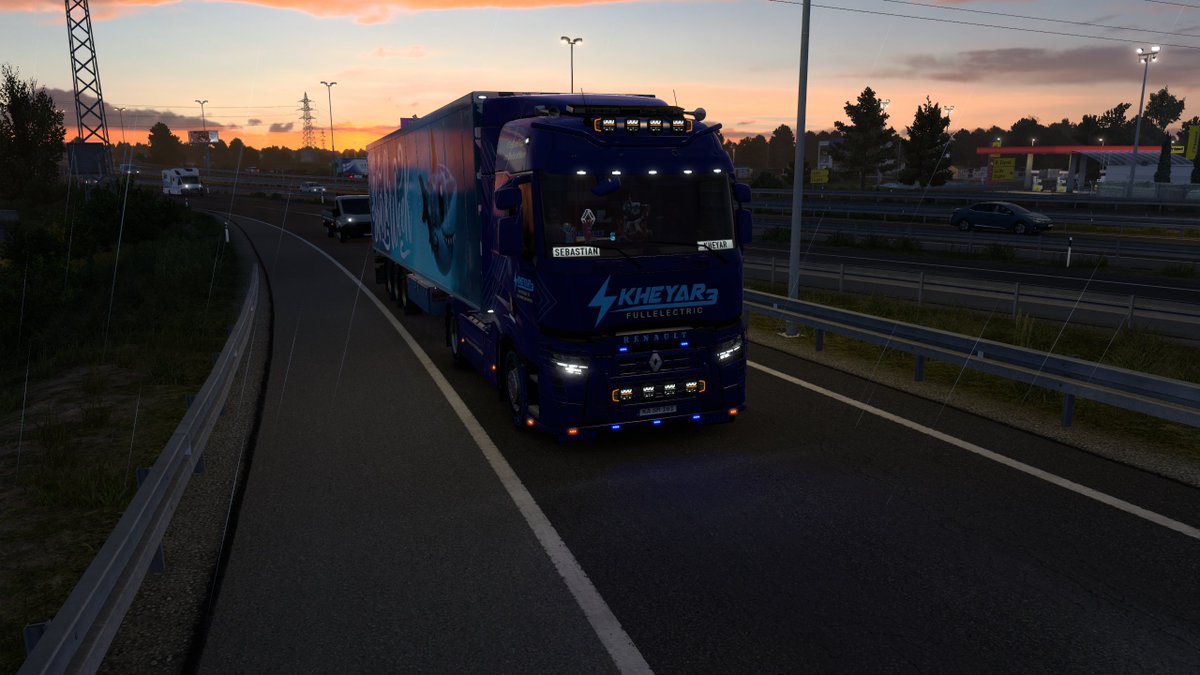 @SCSsoftware
@RenaultTrucksCo
@MohSkinner
@siyann_stuff
#TheGoodTruck #JoinTheGoodMove 
#ETS2
#BestCommunityEver
#RenaultTrucksEvolution
#ETechTrucking

Slowenia, Croatia. Serbia and back!

Have a great Thursday!