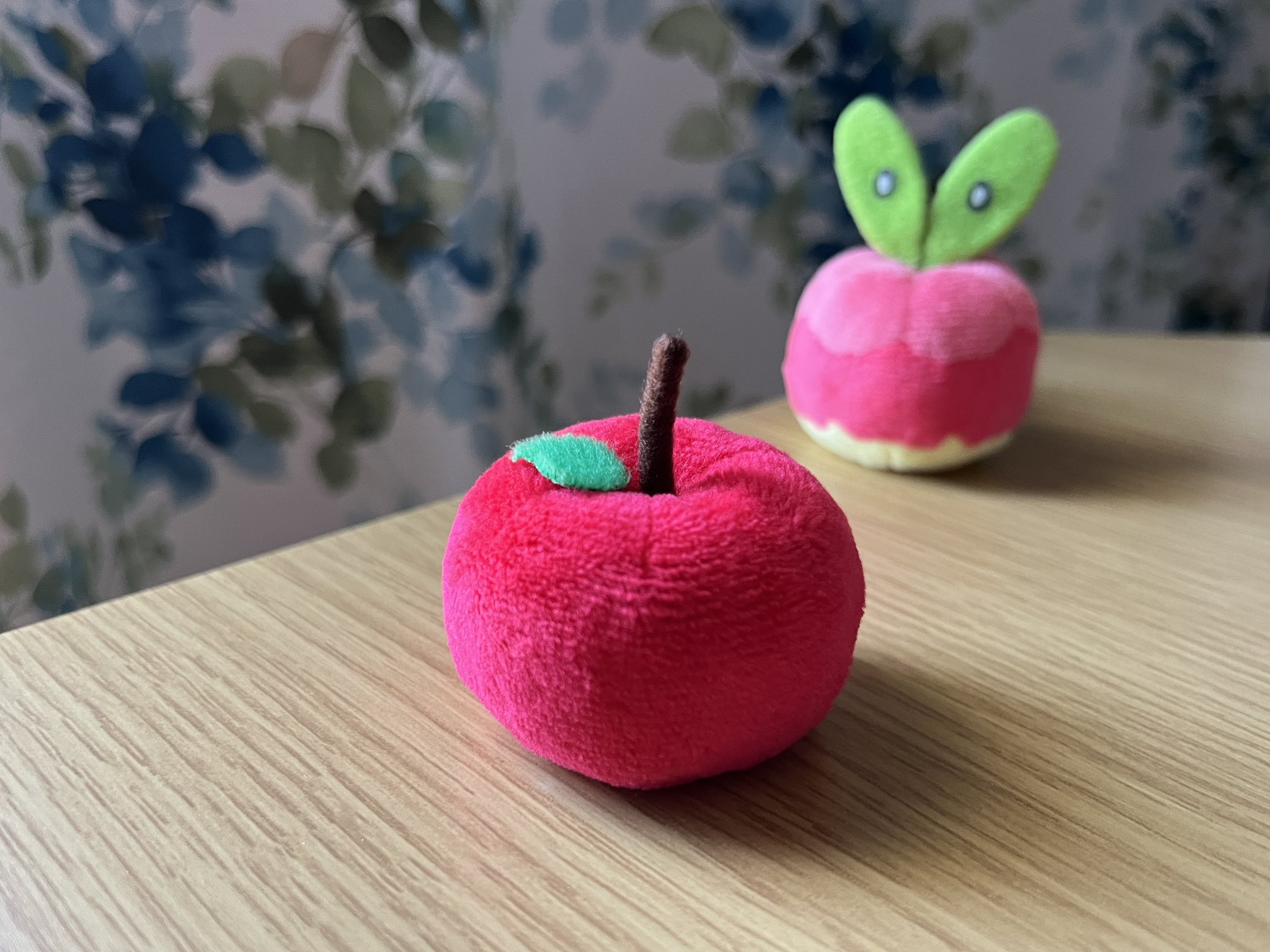 ピンクモモンガ（ムササビ）日本人作家様作品 かわゆ