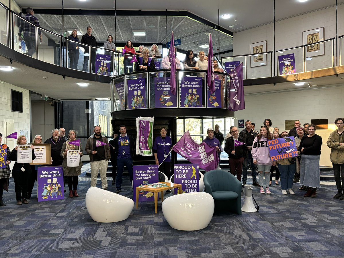 We had @NTEUnion members and students turn out in force again today and yesterday at @FedUniAustralia’s campuses in Ballarat and Gippsland! We’re standing up to a rogue management to oppose the cuts that threaten not just our jobs and courses but our university’s future 💜💜💜