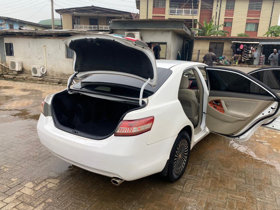 Update ‼️update‼️ update‼️ Registered Toyota Camry 2009🚘 Total first body, First registration, First user✅ 2022 entry, Registered 2023, Engine untouched ✅, Gear ⚙️ still intact📍, AC Location: ojodu beger📌 Price: 6.7M Kindly retweet my customers could be on your TL. 🙏