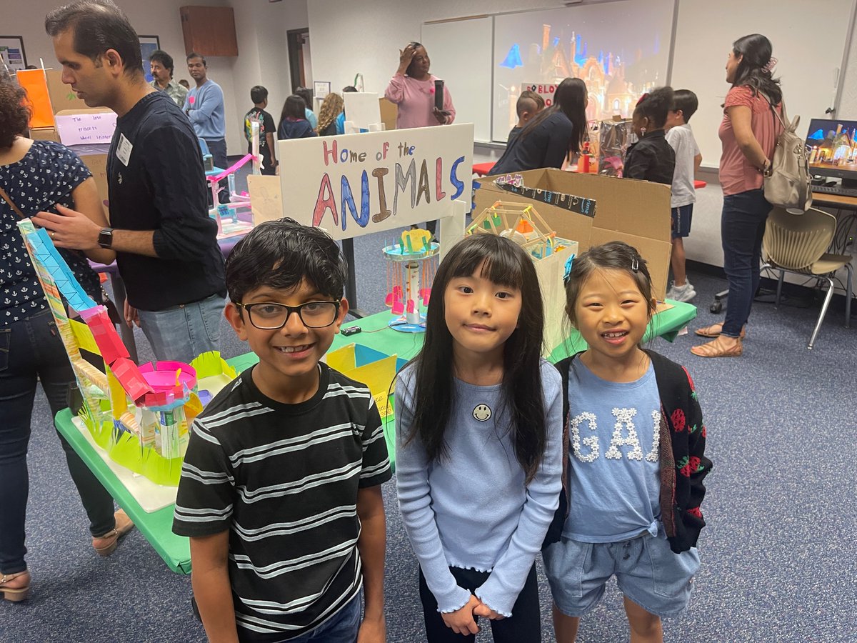 We had a blast celebrating all the hard work our 1-3 grade students put into their Theme Park projects this year! This is definitely one of my new fav units! #AIMShowcase <a href="/LindseyElem/">Lindsey  Elementary</a>