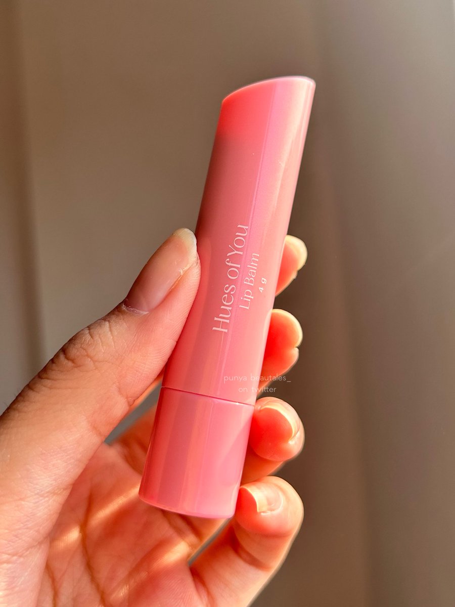 nemuin lip balm + blush lokal yang finishnya pinky healthy lips gini…. ada UV filternya… 😫