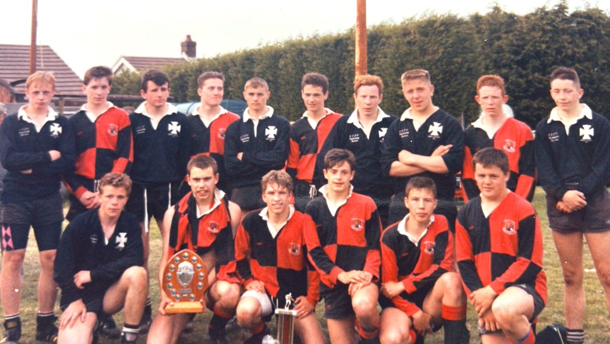#Tbt <a href="/BonyYouthRFC/">Bonymaen Youth RFC</a> Back In The Day.. 🏉🔴⚫️