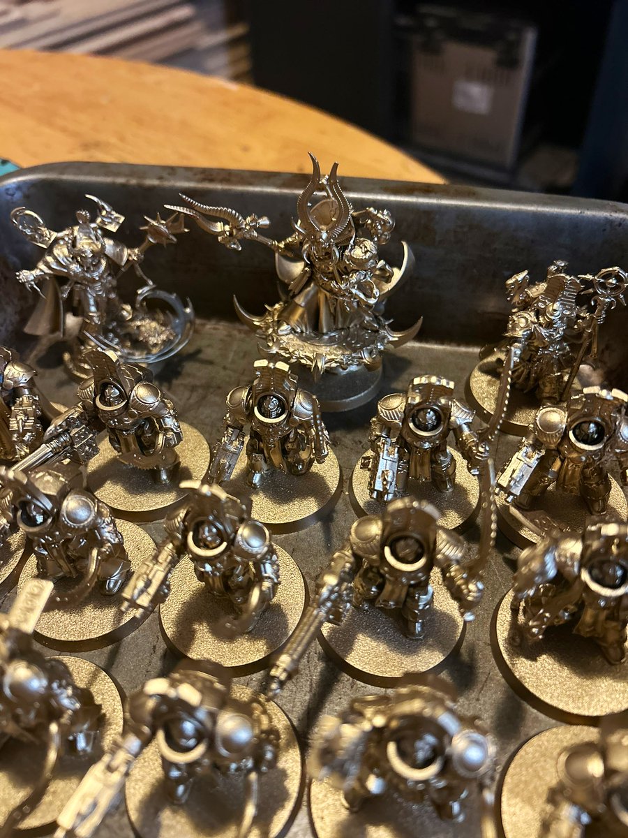 Spring cleaning/downsizing/getting rid of my Thousand Sons - I don’t think I’ve played these guys more than three or four times since I’ve had them, Nurgle is life.