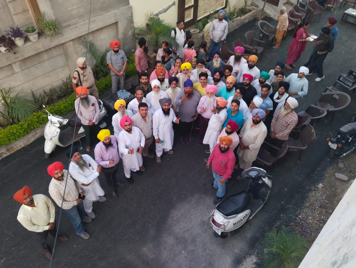 Meeting at ward no. 65 & 38

#InderbirSinghNijjar #amritsarsouth #aamadmipartypunjab #AAPPunjab #AamAadmiParty #amritsar #GovtOfPunjab #PunjabGovernment #BhagwantMann