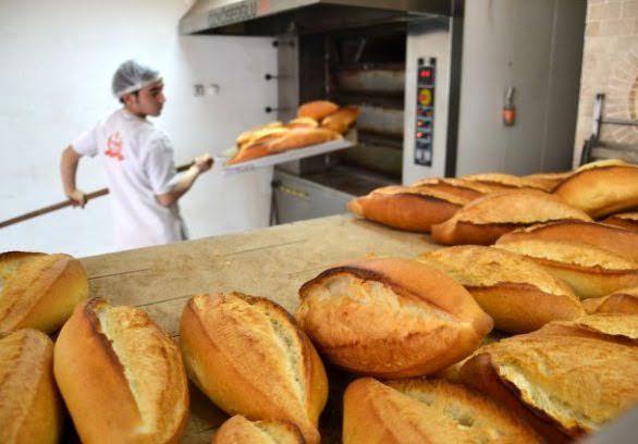 'Elbet güzel günlerimiz de olacak. Bir taze ekmek gibi sıcak'... Turgut Uyar Günaydın