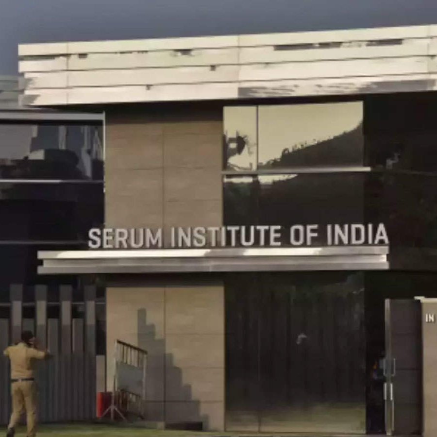 Tragic loss prompts family to sue Serum Institute over Covishield vaccine death. 

Read more on shorts91.com/category/india

#VaccineSafety #LegalAction #Covishield #SerumInstitute #AstraZeneca