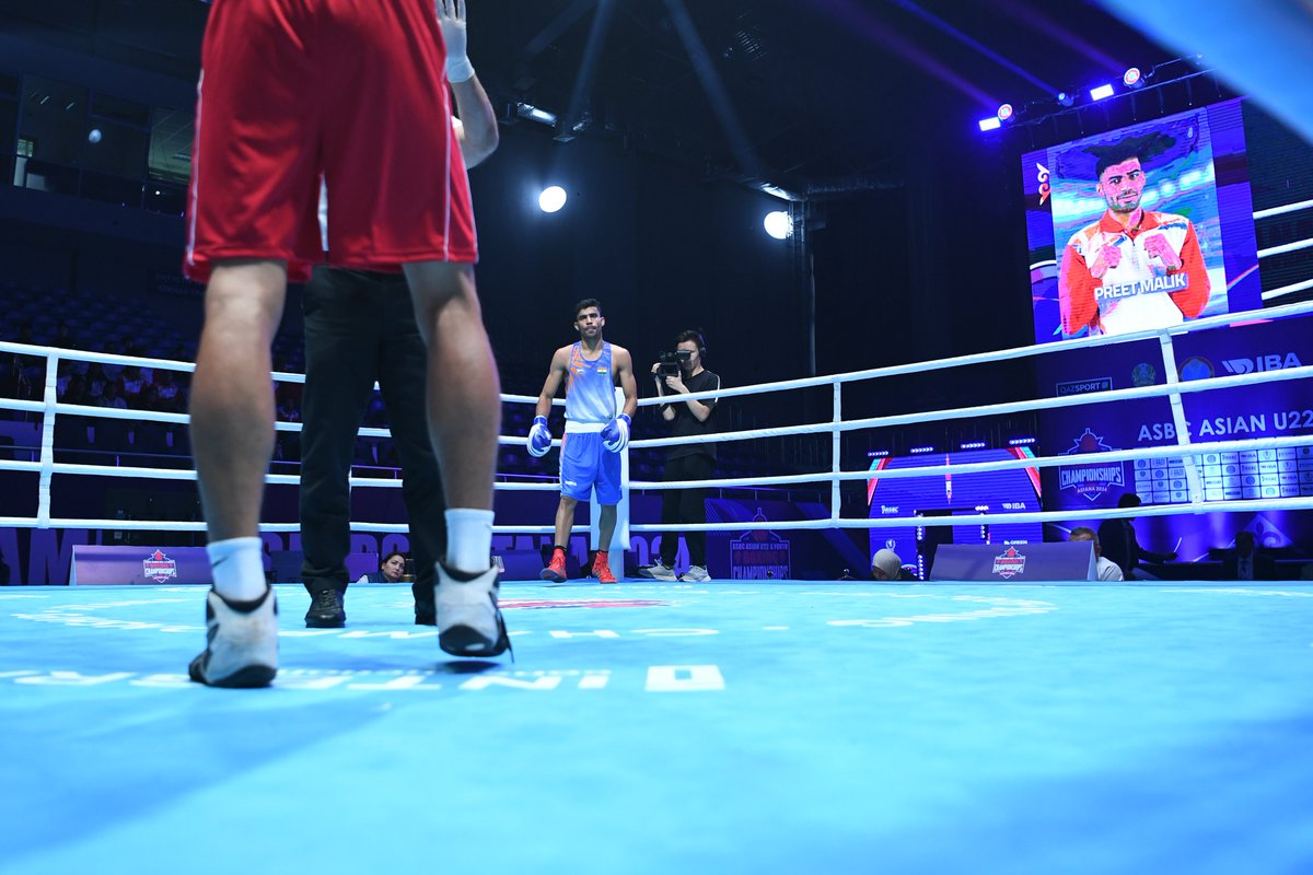 #TeamIIS Boxer Preet Malik registers a win over Nguyen Ngoc 🇻🇳 in the 67kg Welterweight category at the ASBC Asian U22 Boxing Championships, in Astana. #CraftingVictories 🇮🇳