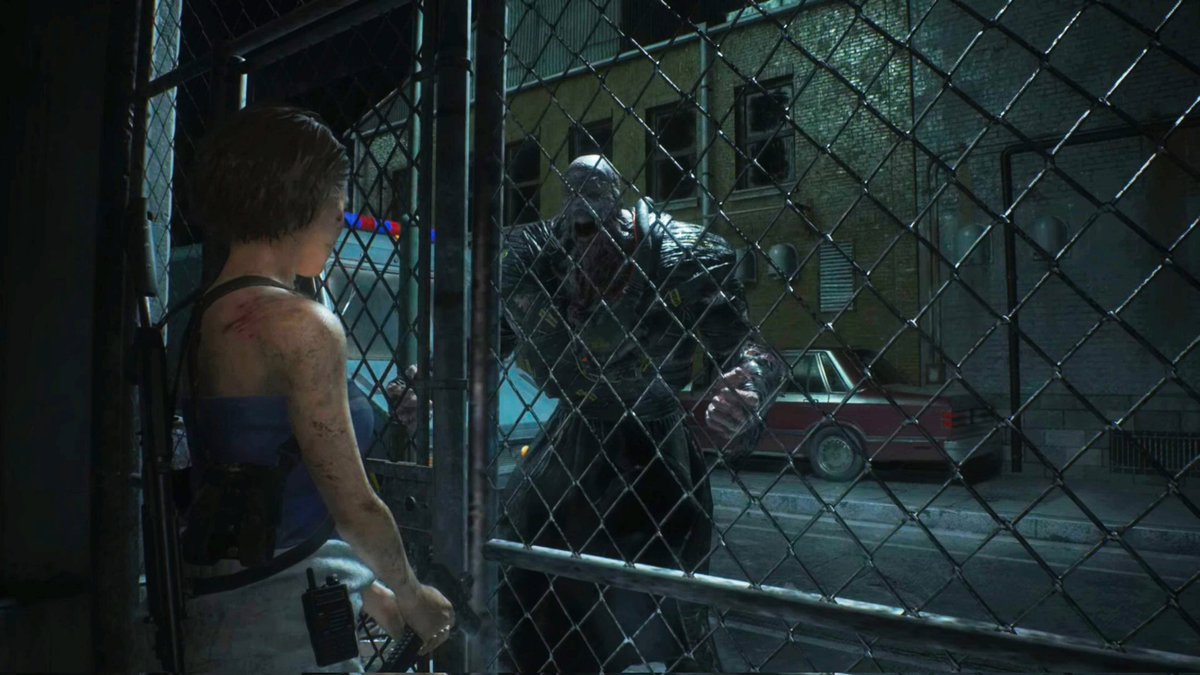 Good golly Nemesis does NOT like when you shut the door on his face. 👀😂
#REBHFun #ResidentEvil3
