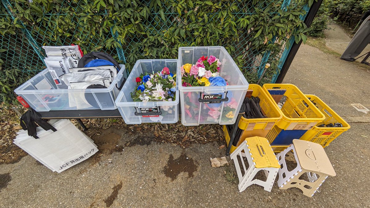 【JCF貸出備品】
[三脚/踏み台/レフ板/造花/
レジャーシート/備品入れバッグ]

お気軽にお使いくださいなのです ")ﾉ~👜 
※たくさん用意しておりますが数に限りがあります
※こすぷれﾋﾟｭｰﾛでは貸出しておりません