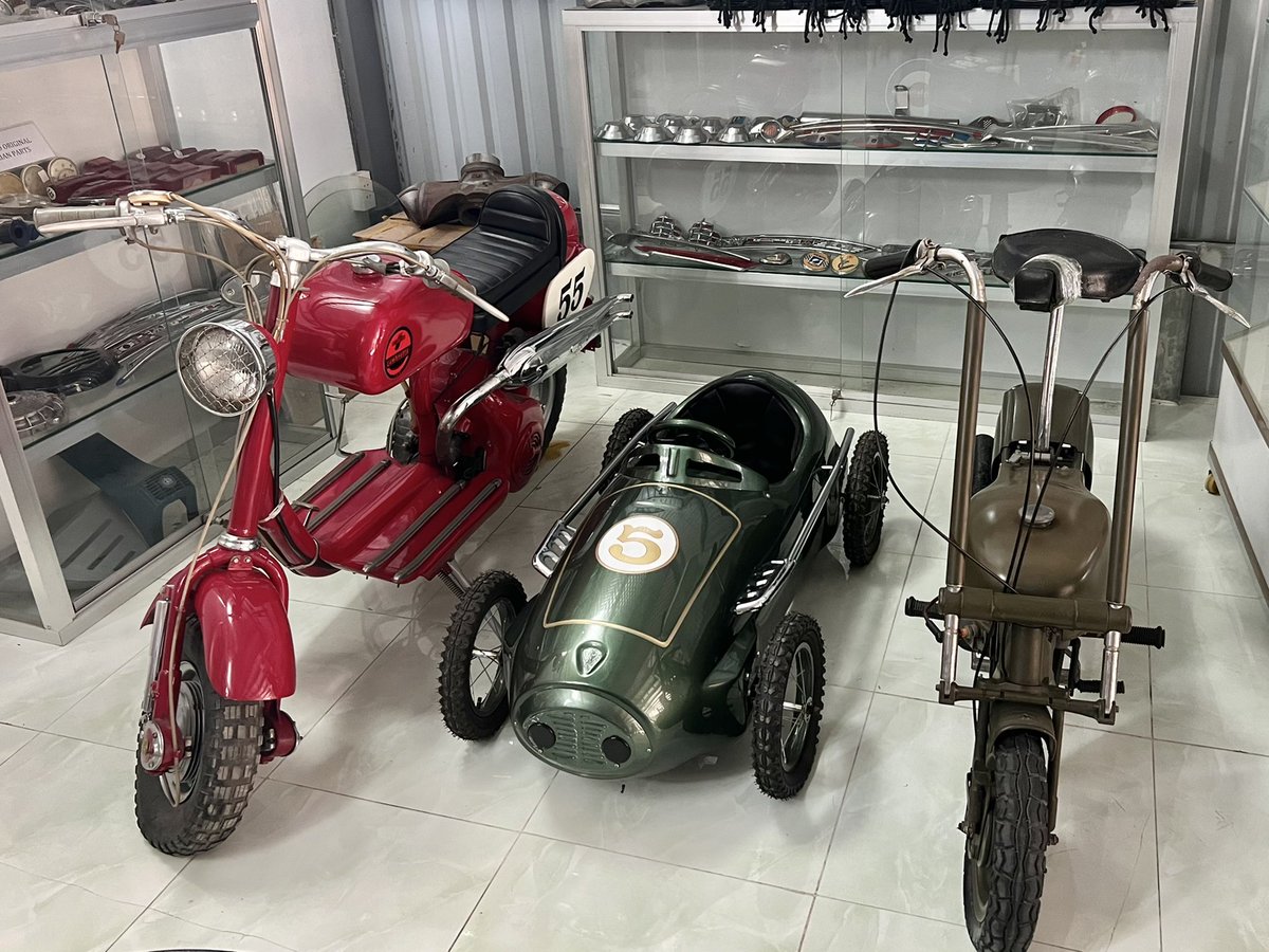 Holidays done and back to work with a mega clean and workshop reorganise #ssc #Lambretta #Vespa #MadeInItaly #BackToWork