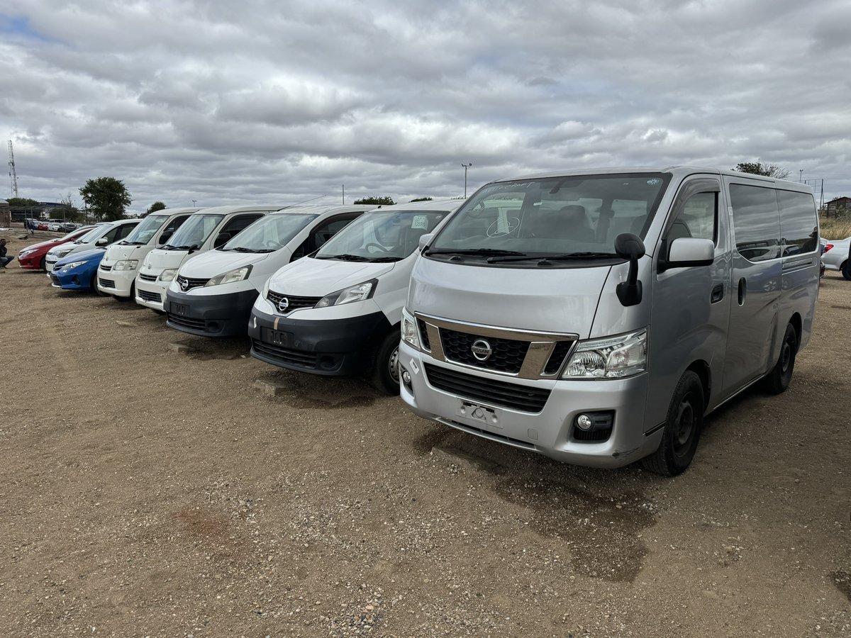 Zimbabwe tinofa nekubadara vakomana tikushandira government tese hapana chatichasara nacho. 
-Vehicle Duty 96%
-Number plates USD500
-Radio lisense USD105 a year
-Zinara USD105 a year 
-Useless insurance USD105  a year
-heavy taxes
 charged in forex.. no mhani !!!!!