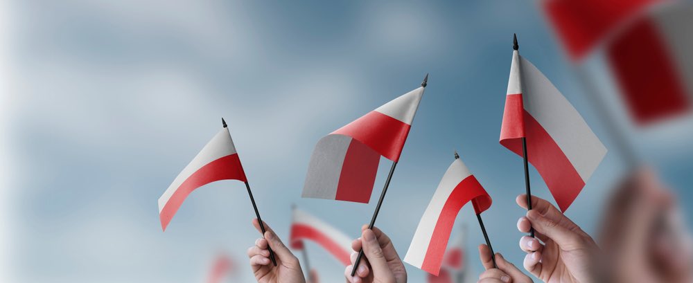 W Dniu Flagi oraz Dniu Polonii doceniamy wieloletni wkład Polaków za granicą w kultywowanie polskich tradycji i wartości. Ten dzień ma dla mnie bardzo istotne znaczenie, jako Amerykanin z polskimi korzeniami szczególnie ważna podczas mojego dorastania była nauka o Ojczyźnie…