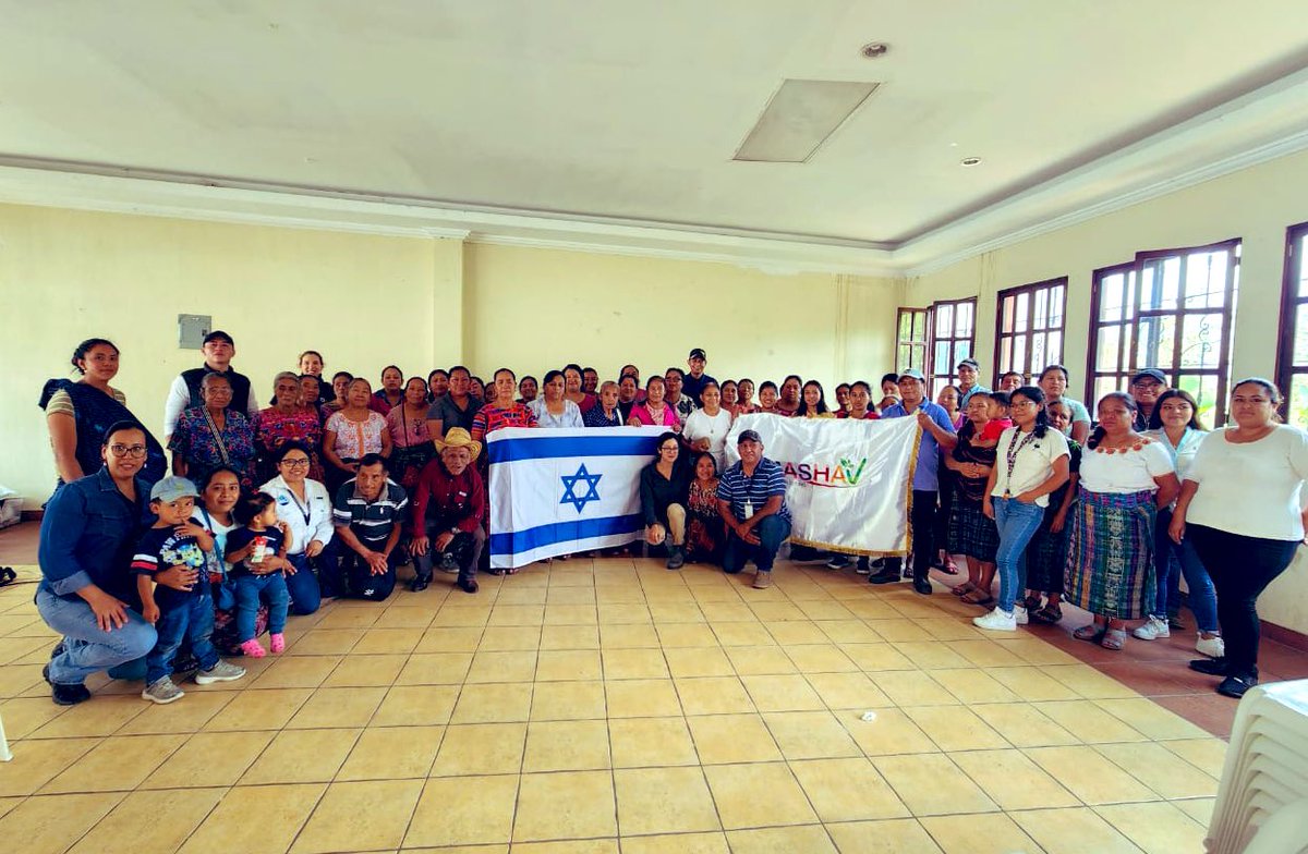 Our @MASHAVIsrael agricultural expert posted in Guatemala conducted two training activities geared at empowering rural women: The first for 18 mothers from the Gosen Mission in Villa Canales, and the second for over 60 women farmers from the San Antonio Aguas Calientes region