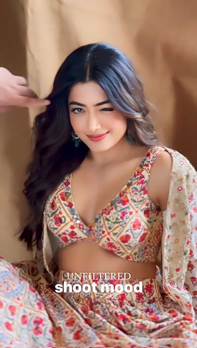 When we were swinging some powerful shots in the midst of beauty, she clean bowled us with her gorgeous charm. 😍🏏 National Crush @iamRashmika ❤️ #RashmikaMandanna ❤️