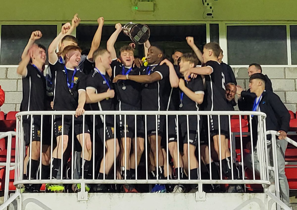 So proud of these lads who enabled their club @collegecors win the @MunsterFA Youth Cup for the first time in club's history @BigRedBench @FAIreland @echolivecork @CorkYouthLeague