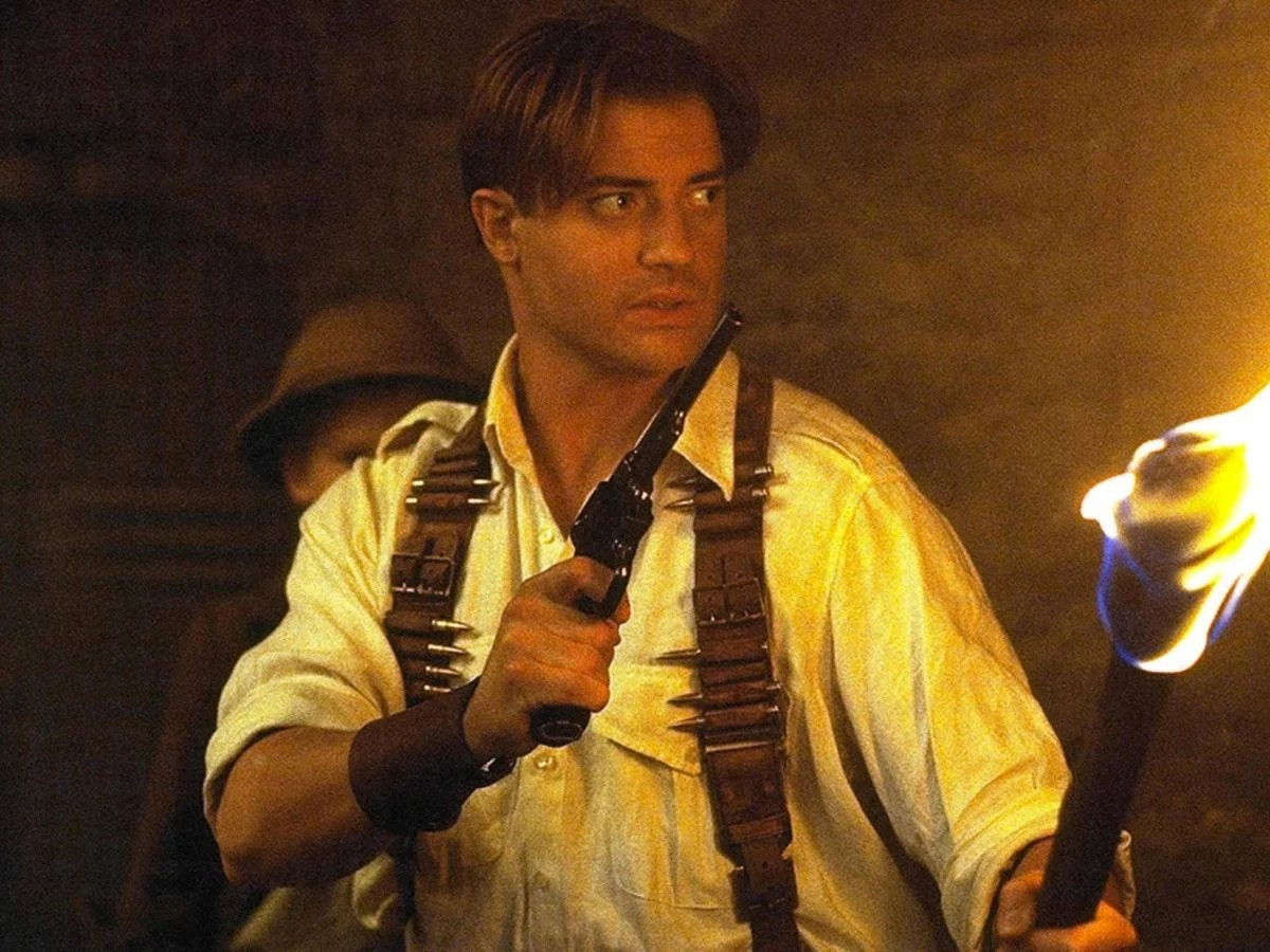 Just watched the Brendan Fraser Mummy for the first time and need to stress that he spends the whole film wearing a leather harness and wrist cuffs. AND by gay coding conventions the cuff on just the right arm means he's a bottom.