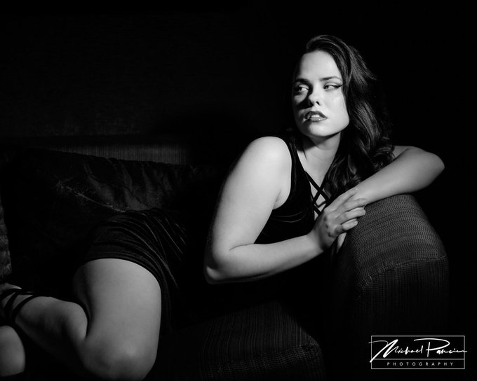 Are you up babe? 👇🏼 &bull; &bull; &bull; 📸 Photography credits to Michael Pancier https://t.co/E6YIwvEvTW