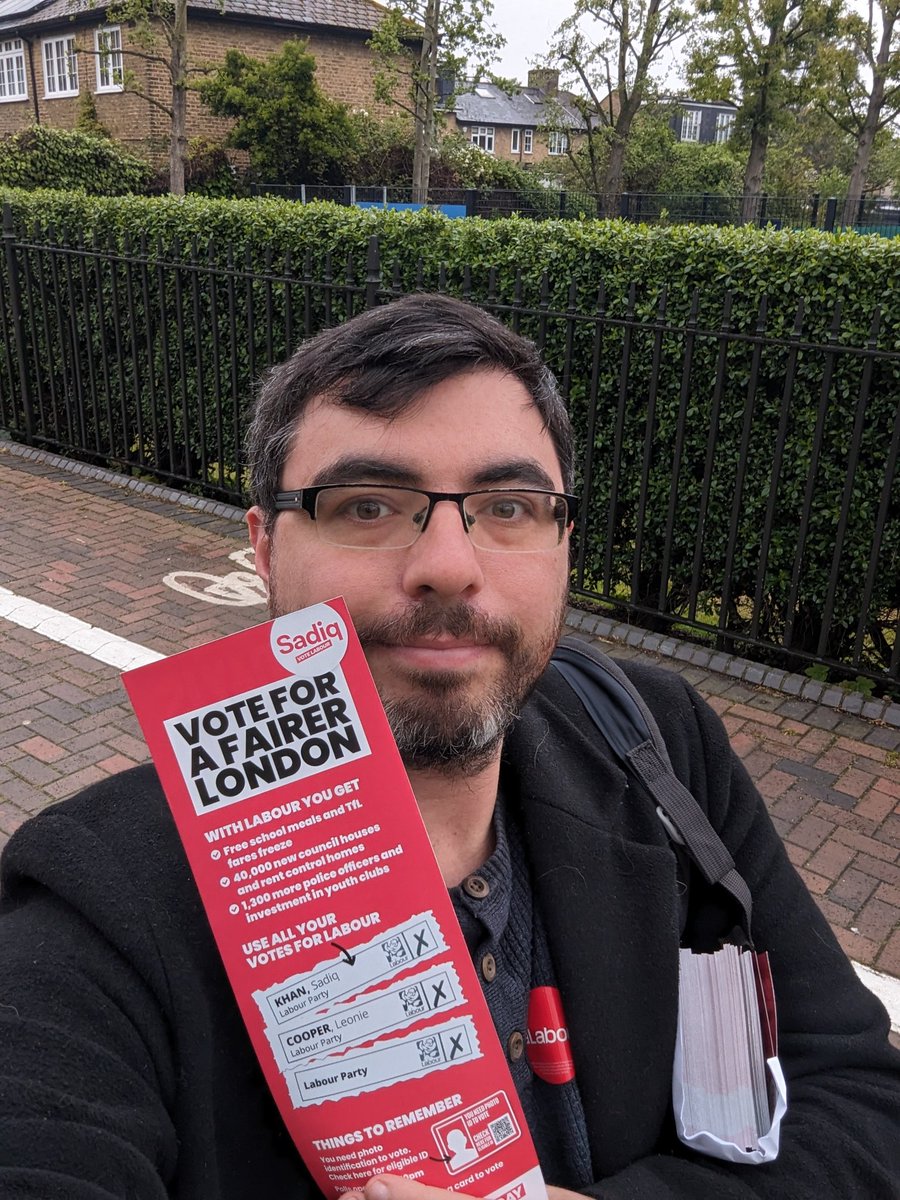 Glad it's not raining this morning to start delivering reminders to go vote in #Wandsworth for @SadiqKhan and @LeonieC free school meals, more homes and police are on the ballot #voteLabour