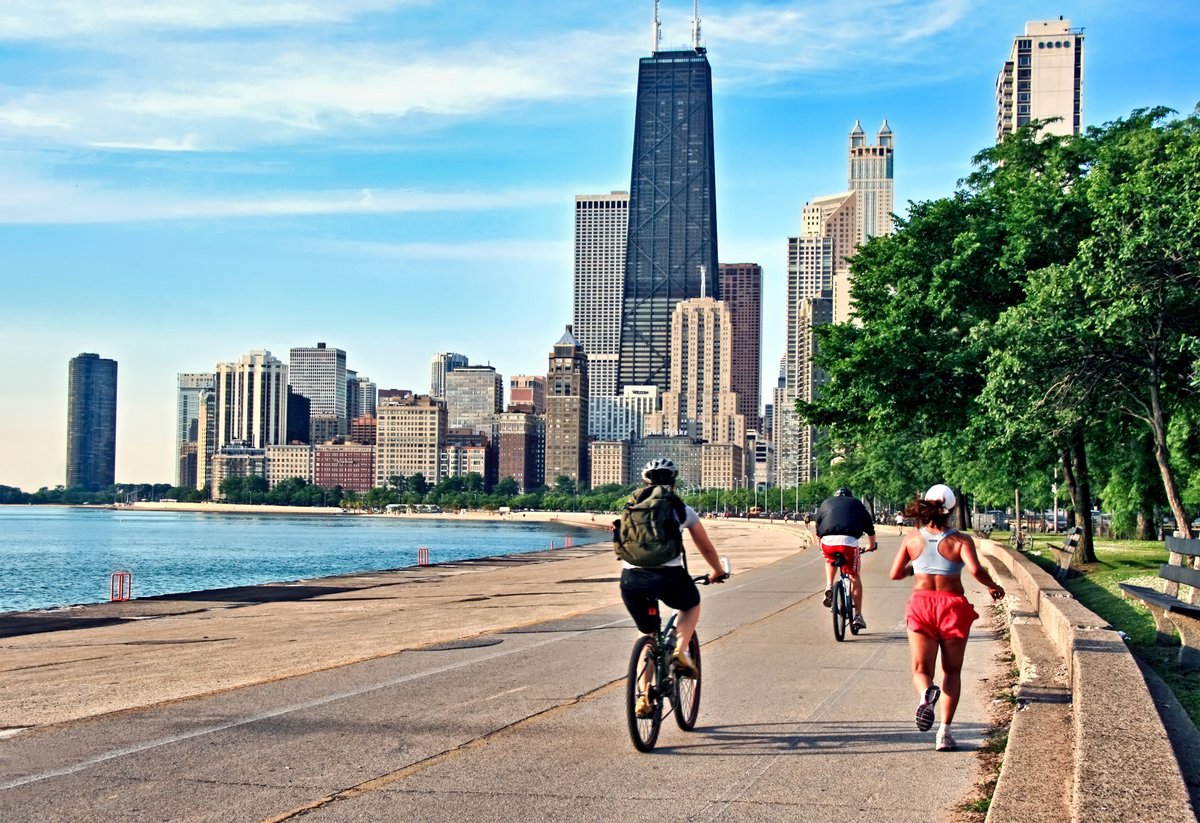 If you build it they will come! #Chicago started with a CYCLING STRATEGY, then they built the NETWORK and now cycling has more than DOUBLED in 10 years' time. replicahq.com/post/measuring…