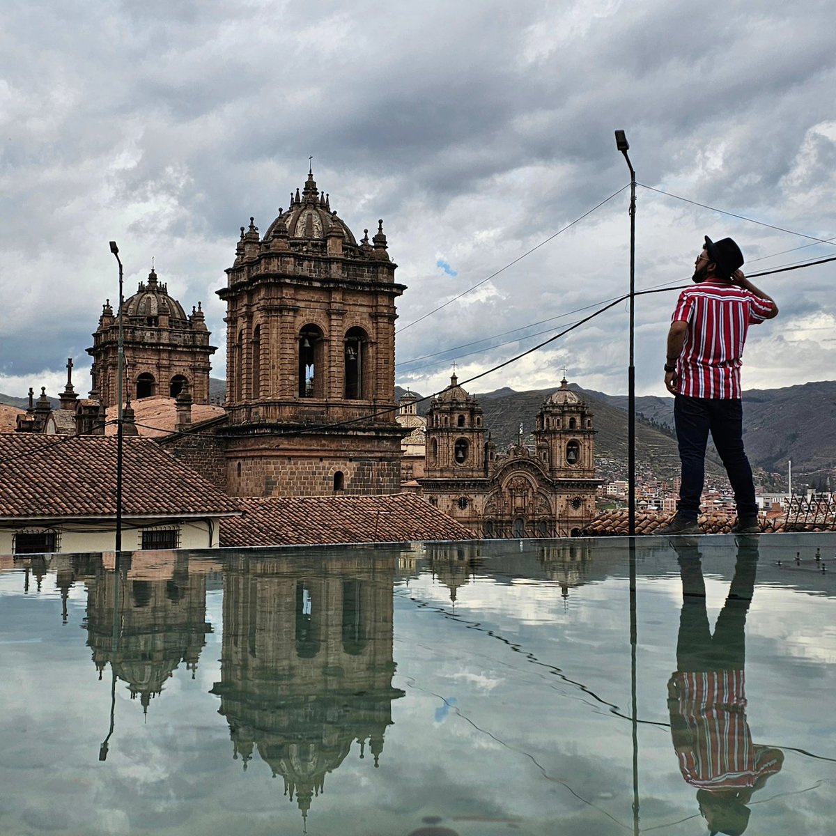 Cusco: la capital cultural del Perú, un lugar con su propia magia; lleno de colores, sabores y texturas. Amé caminar por sus calles y conocer algunos de sus rincones.

#Aare #Aareplays #Peru #Cusco #travel #viajero #amigos #amor #turista #amoviajar