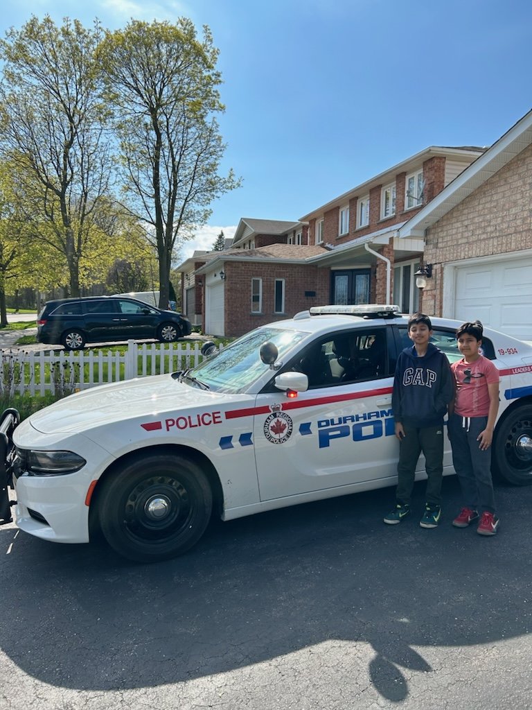 After a traffic stop in their neighborhood, a family stopped by stating these two aspiring officers wanted to take a photo with their future cruiser which they will utilize to keep their community safe! Stop by and say hello if you see @drps_officialwest in your neighbourhood!^ma