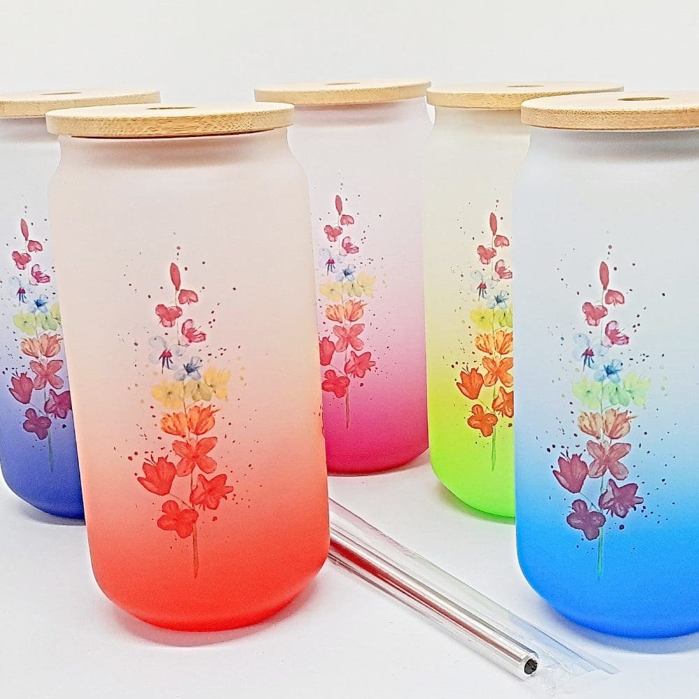 With the weather improving (dare I say that ? ) These Frosted Glass Tumblers with Summer Vibes artwork are ideal for drinks in the garden to protect your tipple from unwanted insects thebritishcrafthouse.co.uk/product/froste… #EarlyBiz #tumbler #art #outside #drinks #MHHSBD