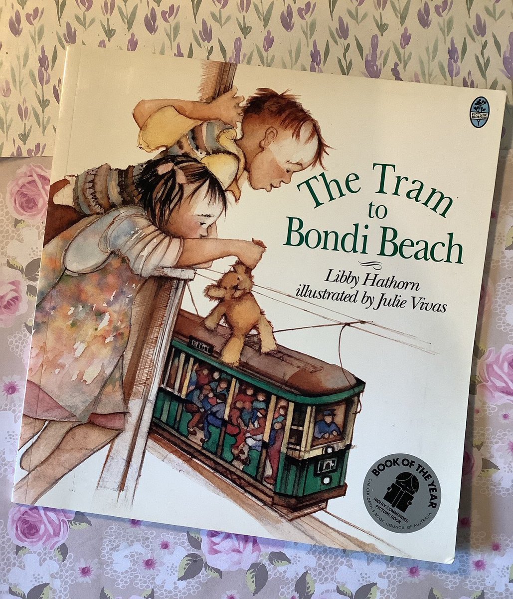 A FANTASTIC Children’s Picture Book. 1999 ‘The Tram to Bondi Beach’ Paperback Book by Libby Hathorn with FABULOUS illustrations by Julie Vivas watsonsvintagefinds.etsy.com/listing/122039… #ChildrensBook #PictureBook