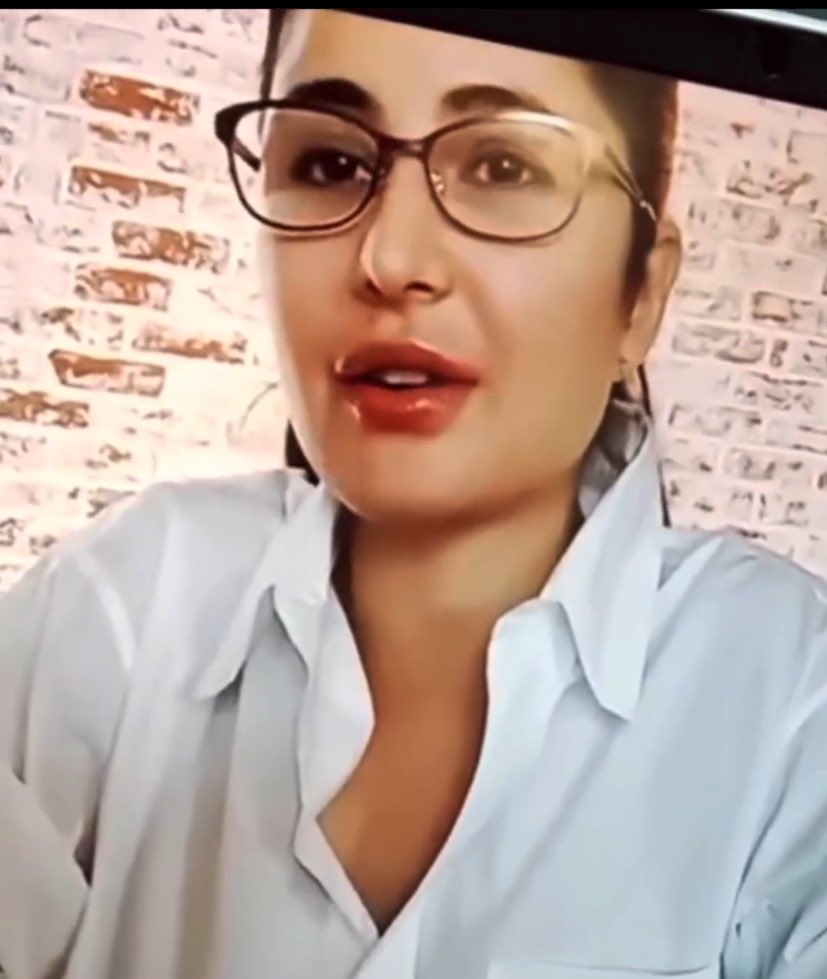 Katrina looks so good wearing 👓. 🤍😍 #KatrinaKaif #KayByKatrina #KayBeauty