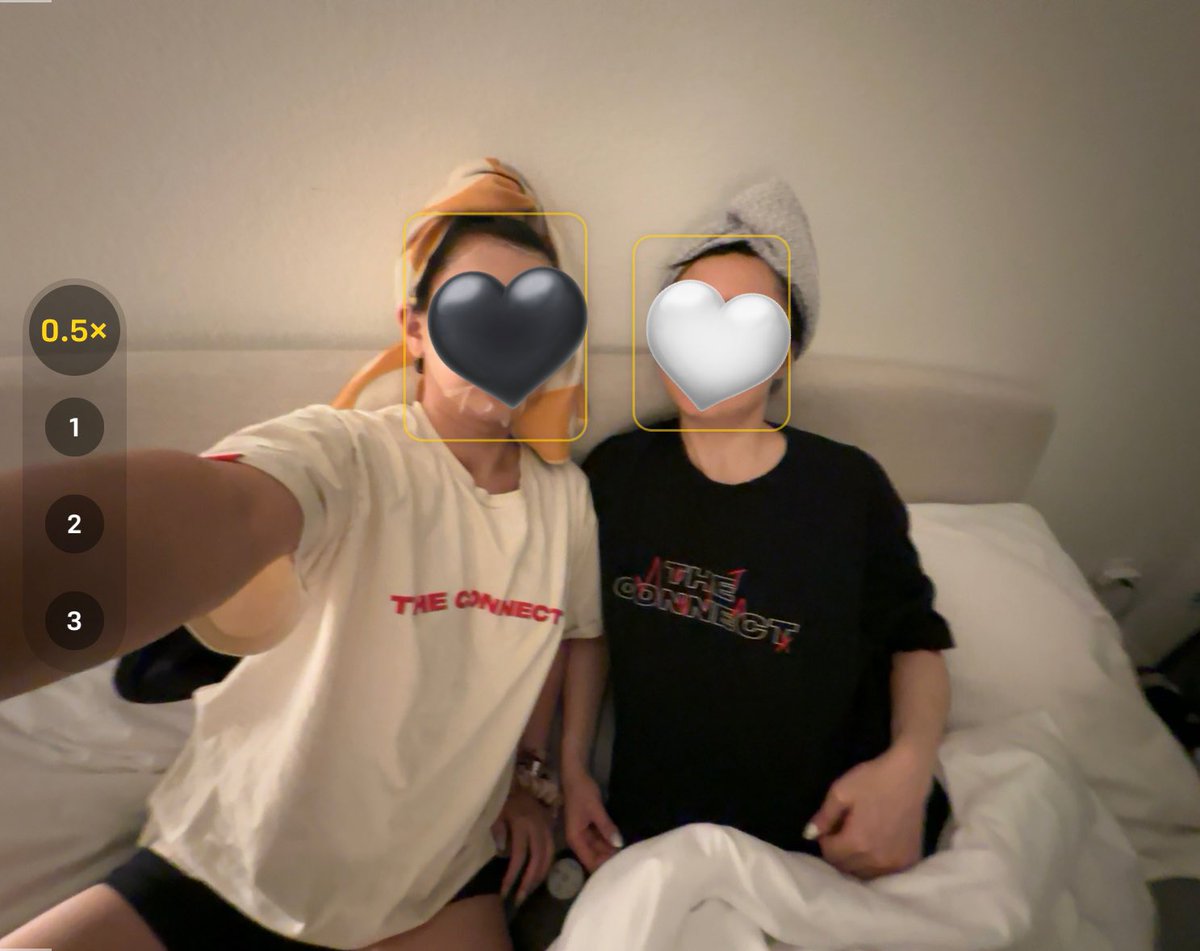 honeystyle1006's tweet photo. we both packed the connect shirts as our pjs then took the ugliest freakin photos 😌😩😬 https://t.co/y1L3Rxad66