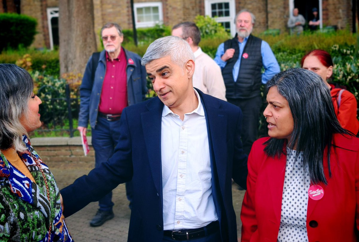It’s a clear choice between @SadiqKhan, a mayor that stands for unity or a hard right Tory candidate that stands to divide Londoners. Sadiq is the only choice to run the best city in the world. Vote today for more Housing, Rent Controls &Investment in Youth Services. #TeamSadiq