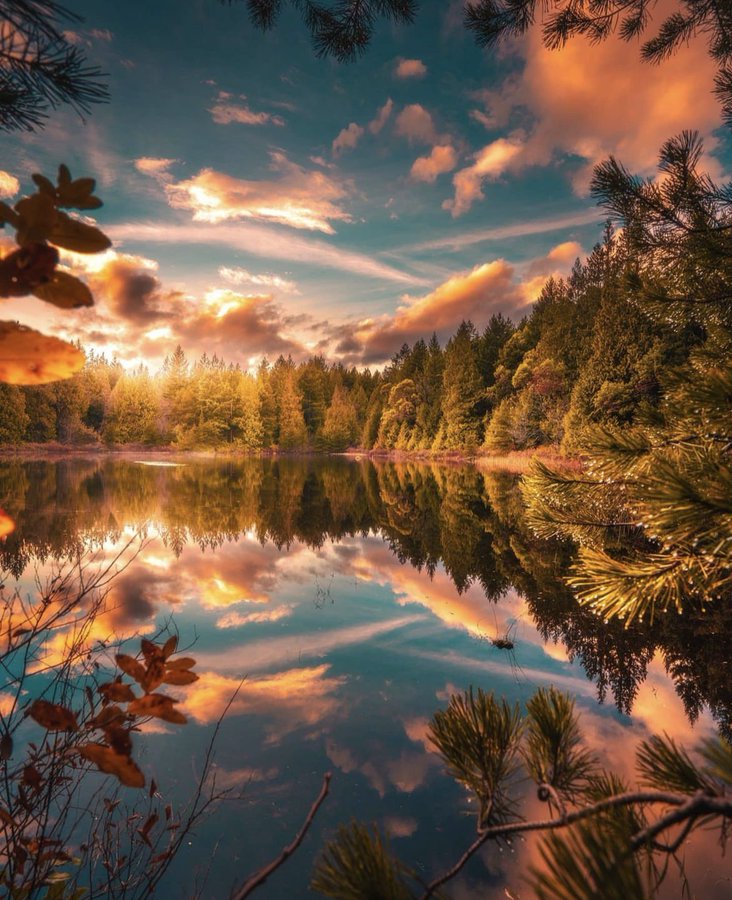Good morning! ¡Buenos días! Bonjour! Buongiorno! Guten Morgen! Доброе утро! おはよう! 早上好!🌷 Nanaimo, British Columbia, Canada 📸 : Zach Doehler #Canada🇨🇦 #BritishColumbia #sunset #sunrise #landscapephotography #beautifuldestinations #reflection #traveling #travelphotography