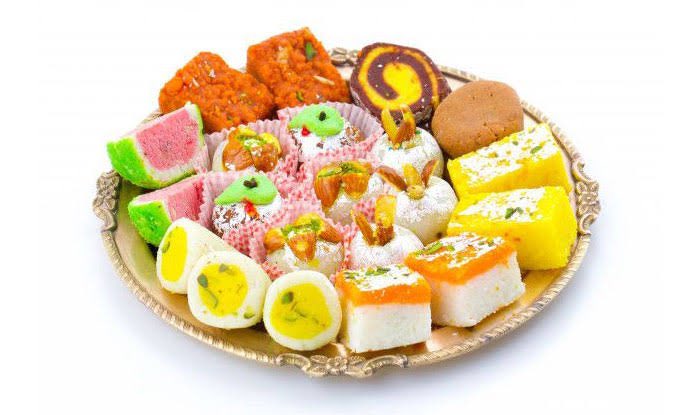 @nair_nandu08 @Rajesh201963 @_kanhasakhi @rajeshk234178 @ajitpj198 @FGupta43275 @JaganNKaushik @DEVV_1979 @Anju1951Purohit @SharmaJyots Thank you Dear Anandi 🤗 Eat more sweets from my side 🥰