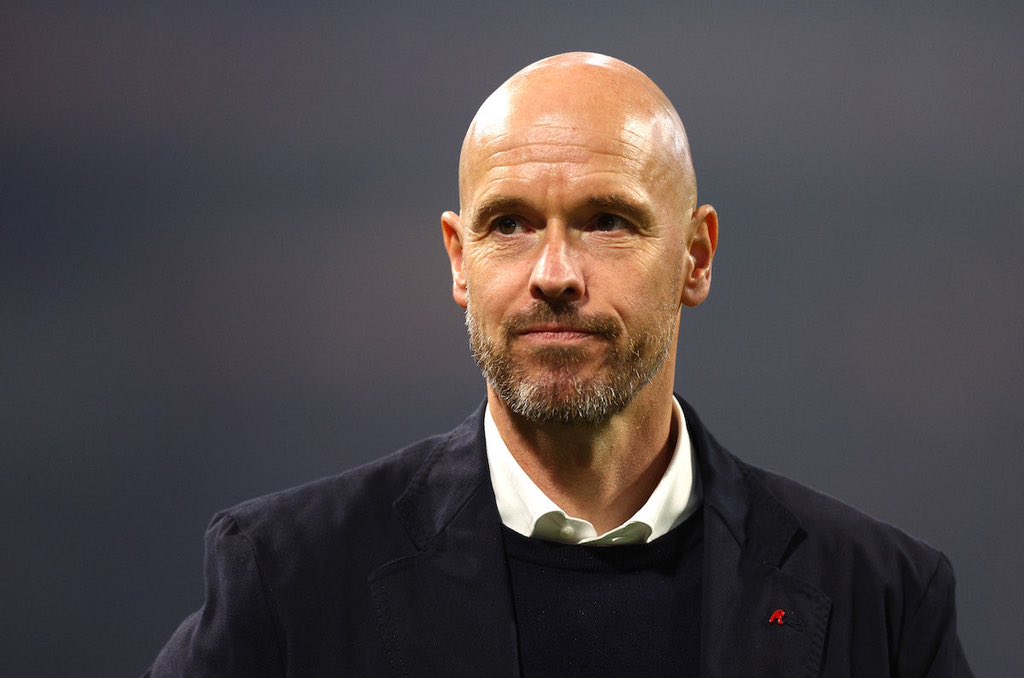 🚨🚨| Manchester United are planning to stick with manager Erik ten Hag next season because of the lack of a clear alternative, along with the cost of firing the Dutchman. 

[@TheAthleticFC]